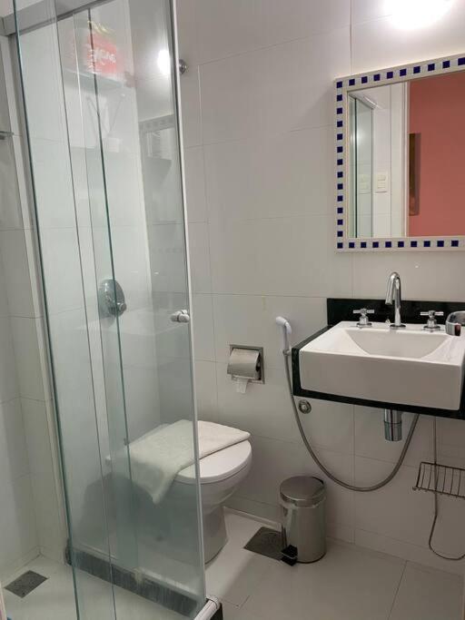 Charmoso Apartamento Na Av. Atlantica, Copacabana 里约热内卢 外观 照片